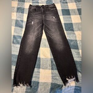Celebrity Pink size 5. Excellent condition.